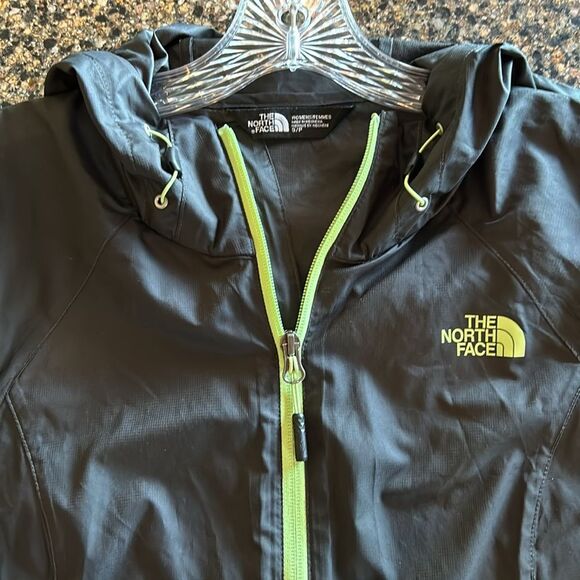 The North Face Windwall Black Jacket with Lime Accents - Picture 8 of 8